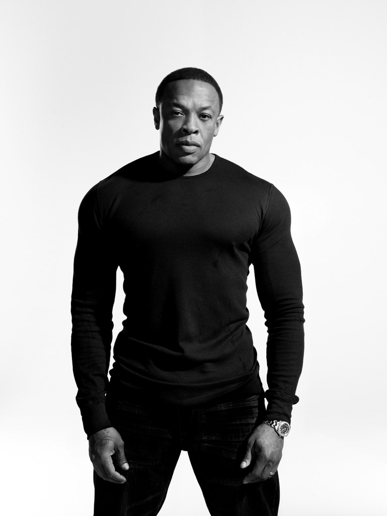 DR. DRE TO BE HONORED WITH STAR ON THE HOLLYWOOD WALK OF FAME