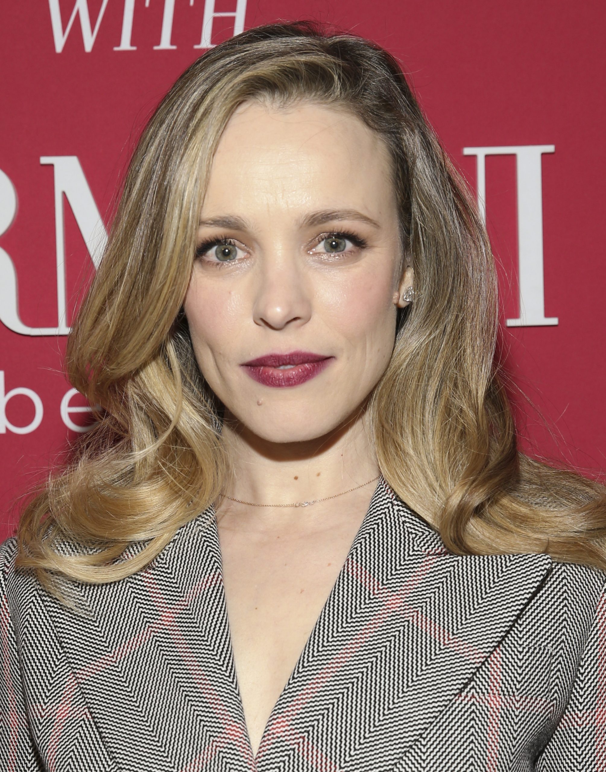 ACADEMY AWARD NOMINATED ACTRESS RACHEL MCADAMS TO BE HONORED BY HOLLYWOOD CHAMBER OF COMMERCE WITH STAR ON THE HOLLYWOOD WALK OF FAME
